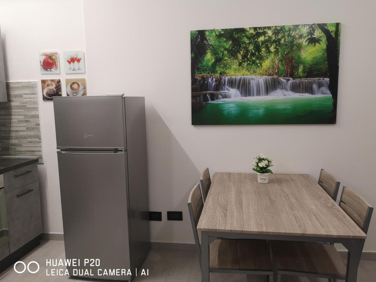 Casa Trezza Appartement Latina Buitenkant foto